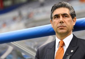 قطبی: مربیگری در پرسپولیس سخت‌تر از منچستر است