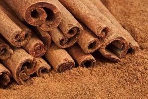 آشنایی با خواص بی‌نظیر دارچین