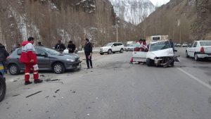 ۴ مصدوم در سانحه تصادف در جاده چالوس + عکس