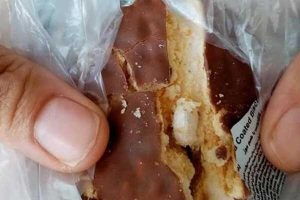 کیک های آلوده خرابکاری بود | بازداشت چند نفر