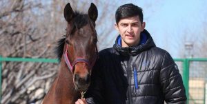 آزمون: اول سوارکاری بعد فوتبال!