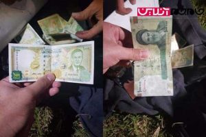 تصاویری از وسایل بازمانده از خودروی سردار سلیمانی پس از شهادت