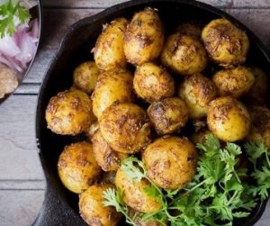 روش تهیه سیب زمینی بمبئی