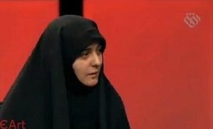 خانم مجری، حرف شاه را تکرار نکنید!