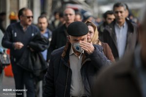 استاد دانشگاه تهران: ماسک نزنید!