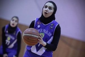 خانم دکتری که ستاره بسکتبال شد