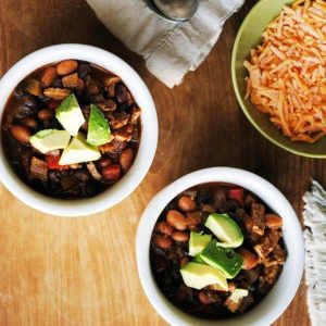 روش تهیه خوراک تند لوبیا تمپه