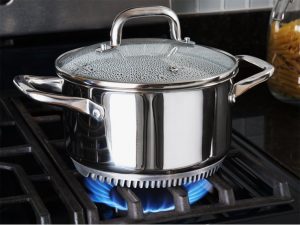 هنگام پخت و پز مواد غذایی برای پیشگیری از ویروس کرونا چه کنیم؟