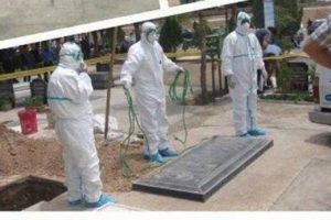 دفن ۶ مورد فوت بر اثر کرونا در بهشت سکینه کرج