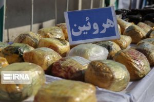 اعضای باند حرفه ای توزیع هروئین در فردیس دستگیر شدند