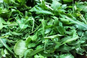 آشنایی با خواص گیاه آروگولا