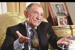 نگذارید سلطه آمریکا و انگلیس برگردد / موشک حق ایران است