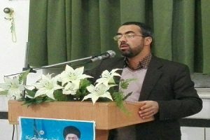 انحصار مدیریتی در خودروسازها باید شکسته شود