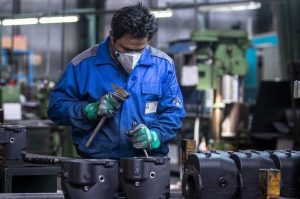 کارگران باید روز ۱۱ اردیبهشت تعطیل باشند