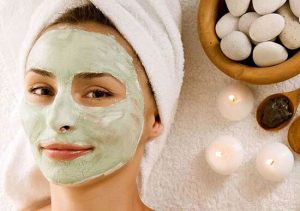 پوست صورت را با چند ماده در دسترس شفاف و درخشان کنید
