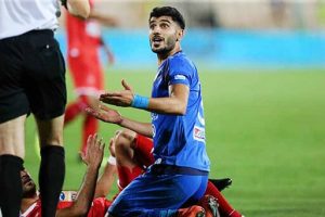 پیشنهاد خارجی مدافع استقلال جعلی و فتوشاپی از آب درآمد + عکس