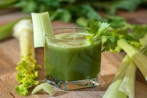 مصرف کرفس برای چه کسانی توصیه می‌شود؟