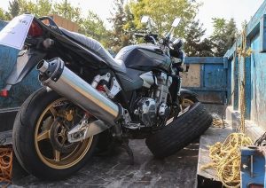 موتورسیکلت ۶ میلیاردی قاچاق در شهرک جهان نما توقیف شد