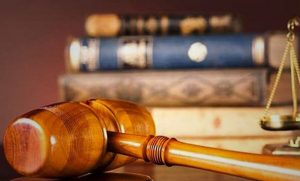 محکومیت یک معلم به ۴۵ ضربه شلاق | شاکی؛ وزیر آموزش و پرورش!