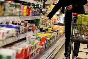 آیا خرید در فروشگاه ها در دوران کرونا بی خطر است؟