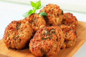 طرز تهیه کوکوی سیب زمینی؛ در کمترین زمان ممکن
