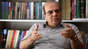 عباس عبدی: آبان ۱۳۹۸؛ تب یا بیماری؟