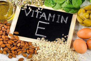 آشنایی با ۷ ماده غذایی غنی از ویتامین E