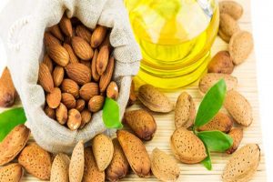 مصرف روغن بادام تلخ چه عوارضی دارد؟