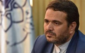 عنابستانی: سرباز گفت هر خری هستی برای خودت هستی/ به من باتوم زد