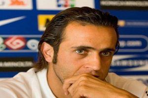 علی کریمی نامزد ریاست فدراسیون فوتبال شد