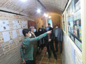 دانش آموز البرزی ۶ هزار تمبر ایرانی را جمع آوری کرد دانش آموز البرزی ۶ هزار تمبر ایرانی را جمع آوری کرد