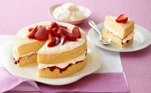 طرز تهیه یک کیک اسفنجی آسان برای روز پدر