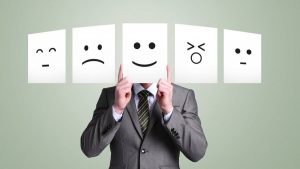 این عادت های کوچک شخصیت شما را فاش می‌کنند