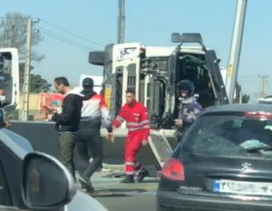 برخورد کامیون حمل شیر با نیوجرسی در اتوبان کرج – قزوین