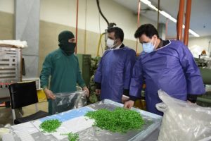 بازدید معاون اقتصادی وزیر کشور از واحد‌های تولیدی و صنعتی البرز