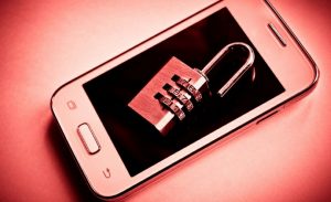 نصب برنامه ضد سرقت تلفن همراه