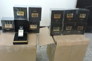کشف انبار عطر و ادکلن قاچاق در اشتهارد