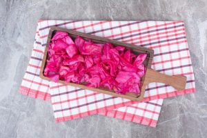 طرز تهیه ترشی کلم قرمز | چند نکته اصلی برای خوشمزه شدن ترشی کلم