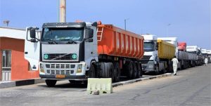 اعزام حدود چهار هزار دستگاه کامیون البرز به بنادر جنوبی کشور