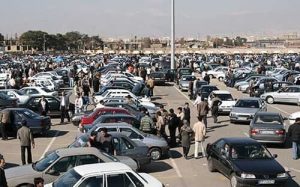 قیمت خودرو می‌شکند؟