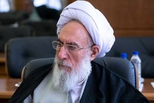 زننده است در جمهوری اسلامی، افرادی ماشین خارجی سوار شوند زننده است در جمهوری اسلامی، افرادی ماشین خارجی سوار شوند