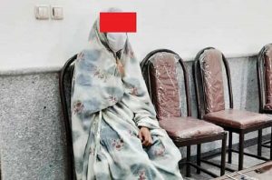 عمه بی رحم برادرزاده اش را به آتش کشید