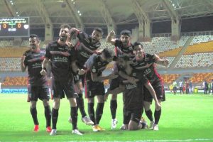 پرسپولیس طلسم ۲۳ ماهه فولاد را شکست