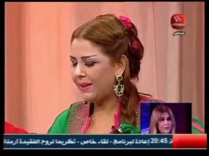 واقعیت کلیپ فوت ناگهانی خواننده زن هنگام اجرای برنامه در تونس