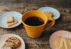 چگونه لکه قهوه و چای روی لیوان را از بین ببریم؟