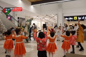 گالری نقاشی هنرمندان کوچک “دستان مهربان” در اکومال برگزار شد
