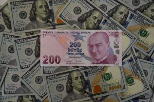 اردوغان افسار دلار را کشید/ ریزش شدید قیمت ارز و طلا در بازار ترکیه