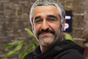 پژمان جمشیدی برنده سیمرغ بلورین صبوری، پشتکار و نگاه ویژه مردم