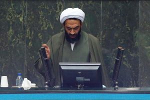نقد علی: اشک علما برای مستاجران درآمده است
