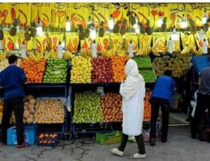 کاهش ۳۰ درصدی مصرف میوه در ایران / پیش بینی فروش دانه ای میوه